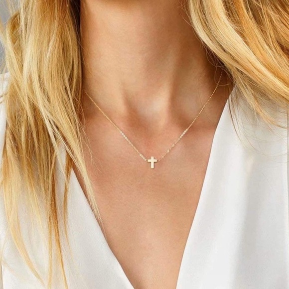 Dainty Necklace Cross Pendant 14” - Picture 1 of 6
